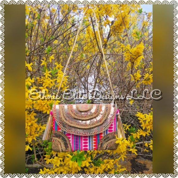 3️⃣2️⃣New boutique Handmade Banjara Jute Bag - Silver And Gold Leather Sling - Picture 5 of 11